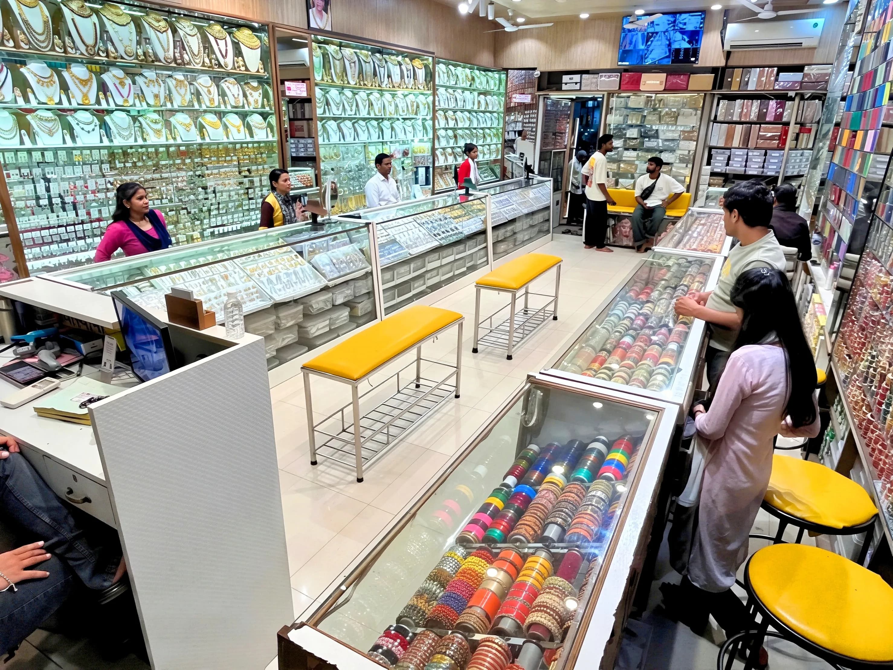 Store view 2